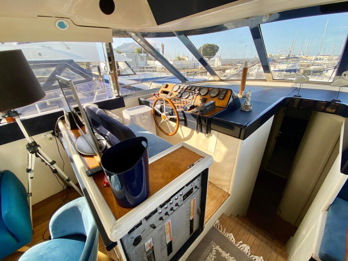 Panaby Houseboat Hotel Palermo Buitenkant foto